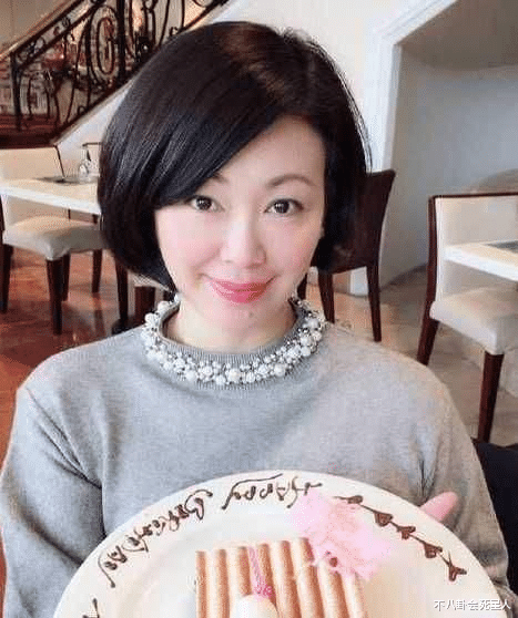 反派|剧里总演“坏女人”,生活中却低调善良,这7位女星个个美貌惊艳