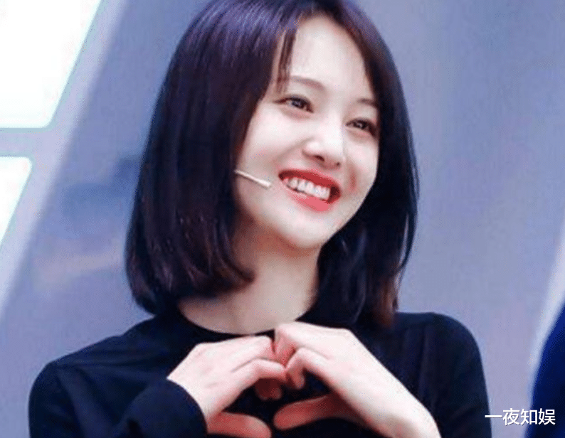 郑爽|郑爽又失一身份，“最后的稻草”被拿下，张恒的绝情让人不寒而栗