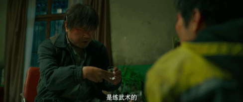 最后一秒都在反转,院线第一匹黑马出现了