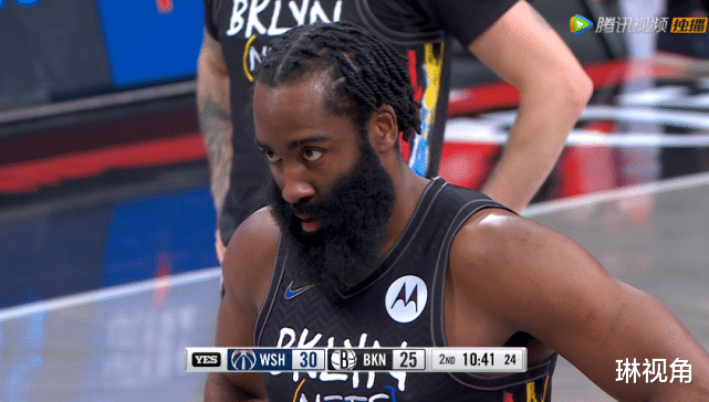 篮网队|篮网险胜奇才！欧文28+7+6，赛后威少走向哈登，欧文和比尔互换球衣