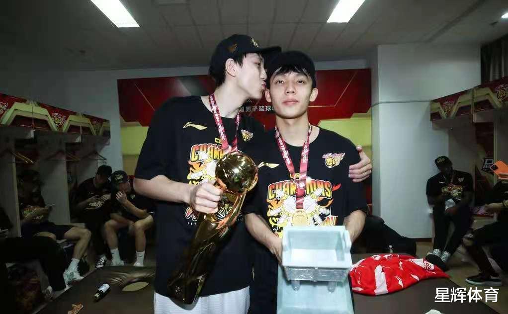 广东男篮|宏远夺11冠将获得多方重金奖励 总奖金或超5千万 还有丰厚物质奖赏
