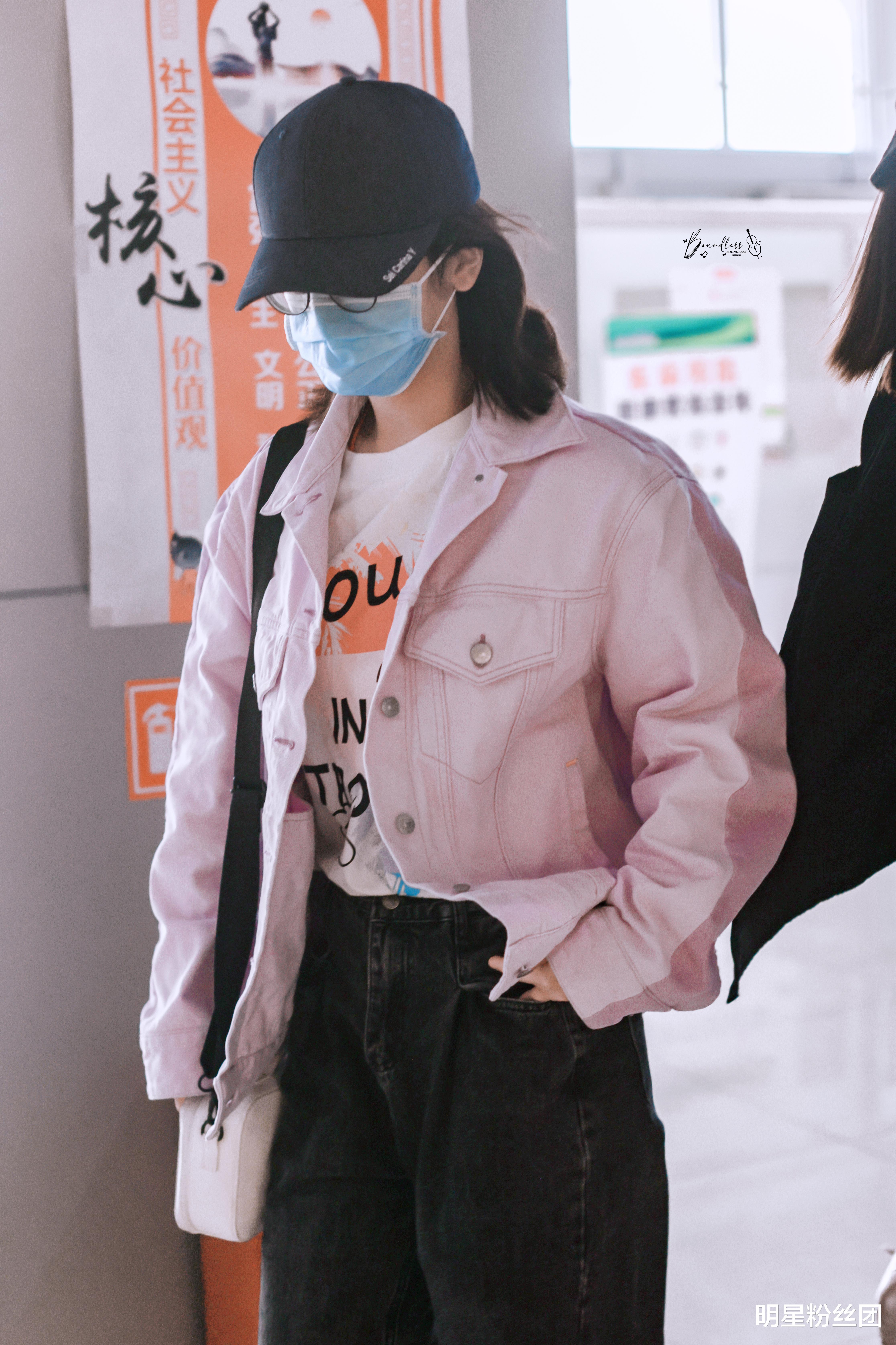 杨紫|一部被毙，一部被压，杨紫是真的可怜，只剩《女心理师》了吧！