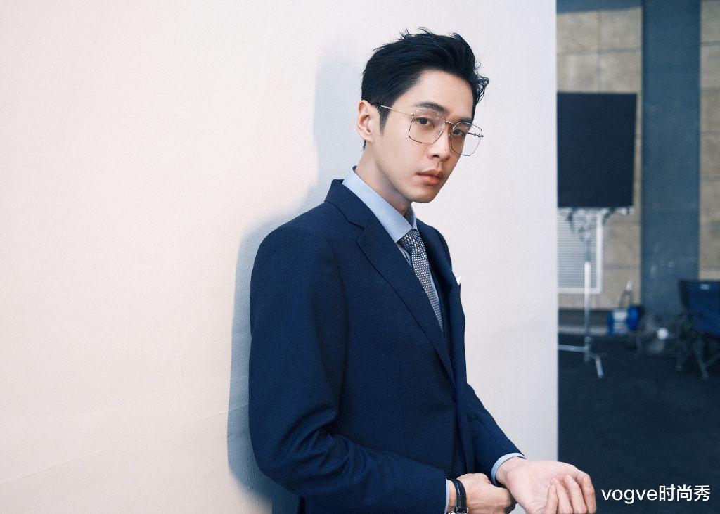 雪中悍刀行|《雪中悍刀行》将播，李庚希古装造型惊艳，张若昀为剧牺牲大