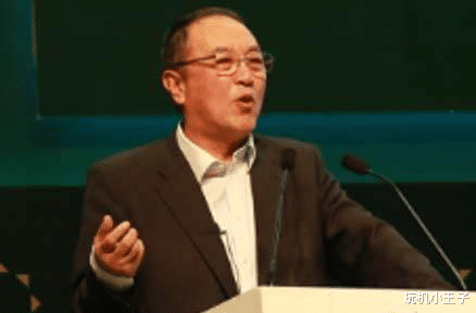 老明星|白岩松：柳传志定义了中国企业家五个字