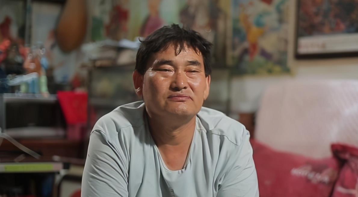 陈亚男|离婚不过5天,陈亚男朱小伟生活差距明显,女方或将摊上巨额赔偿