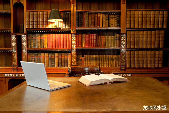 龙吟风水堂|摆放书桌时需要注意些什么