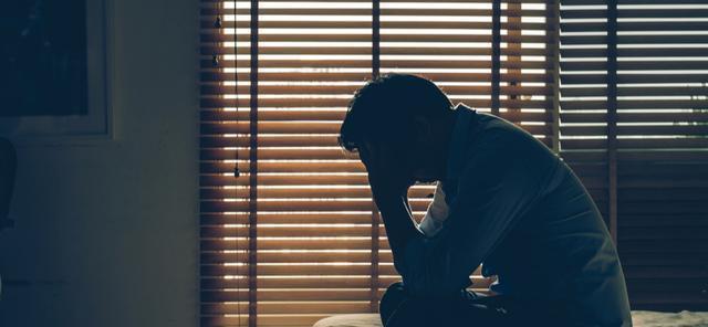 陈老实YOLO|离那些劝你不婚、劝你不生的人，远一点，再远一点！