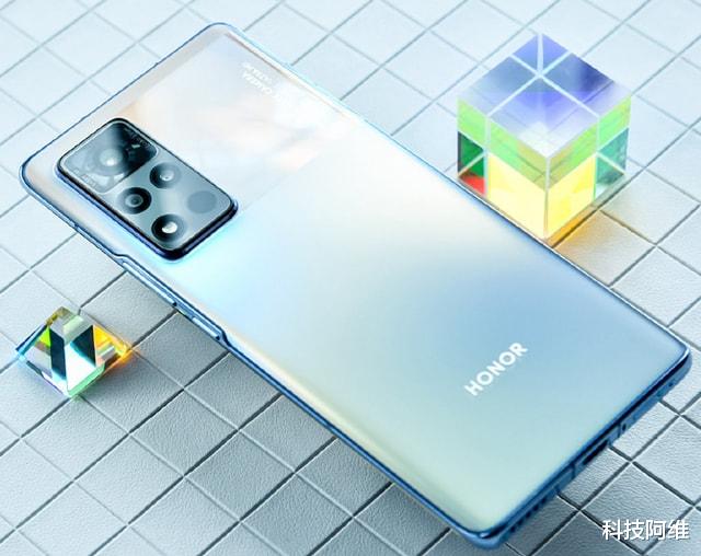 华为荣耀|从3599元跌至2799元,5000万三摄+曲面屏,66W快充旗舰沦为中档机