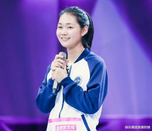 马嘉祺|差距大!丁程鑫考入北电后,马嘉诚也被名校录取,马嘉祺现状如何