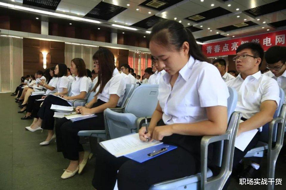 |情商高的人，在饭局上明白三个说话的技巧，自然会被领导喜欢