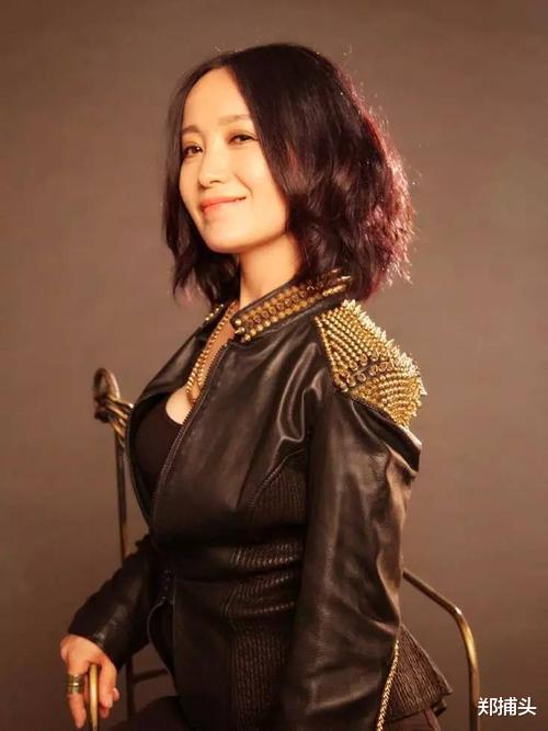 斯琴格日乐|她是臧天朔的前女友，如果没有老臧，大部分人听不到她嘹亮的嗓音