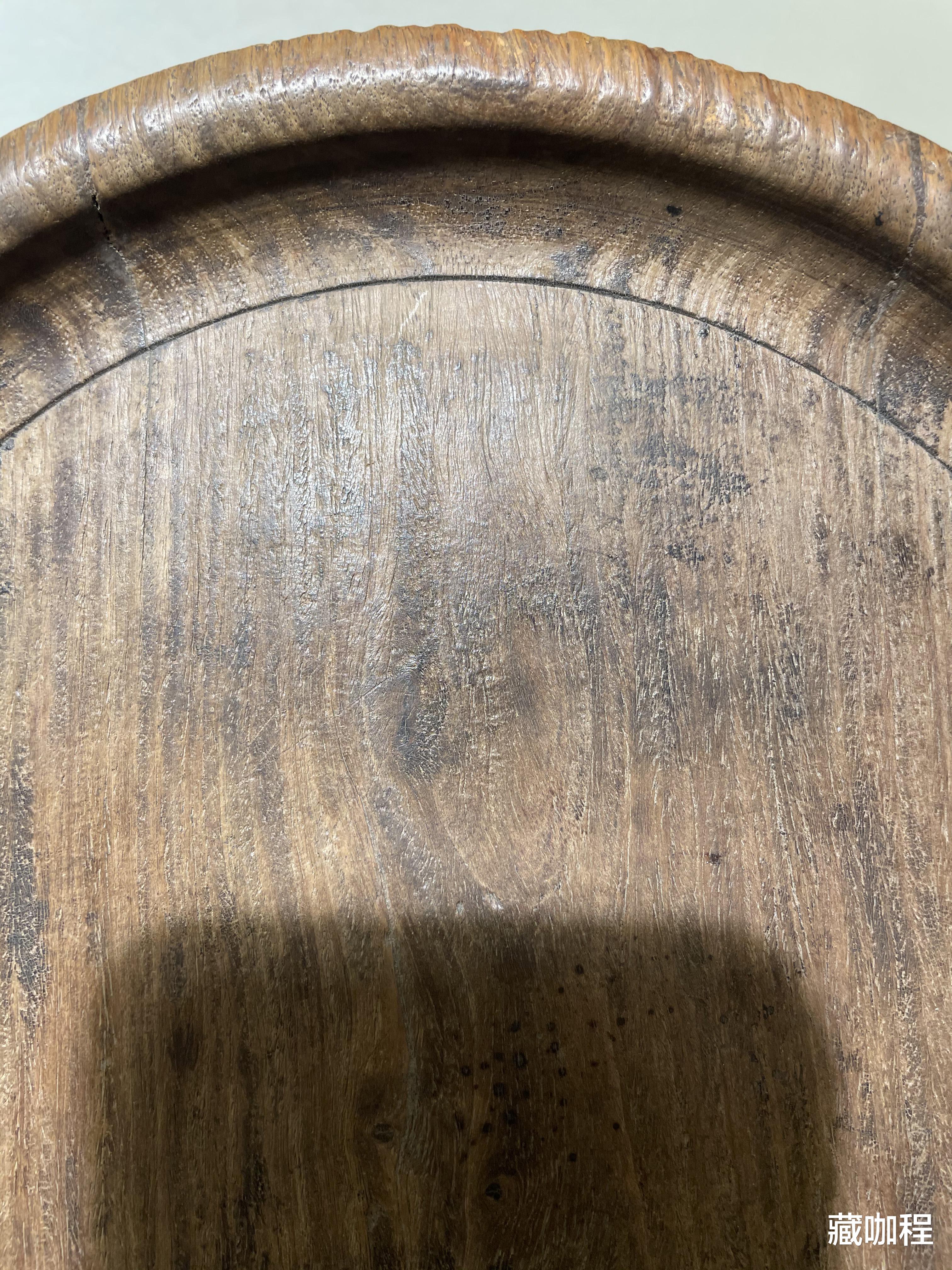 |沧桑老木盘表面，未打磨黄花梨特征满满