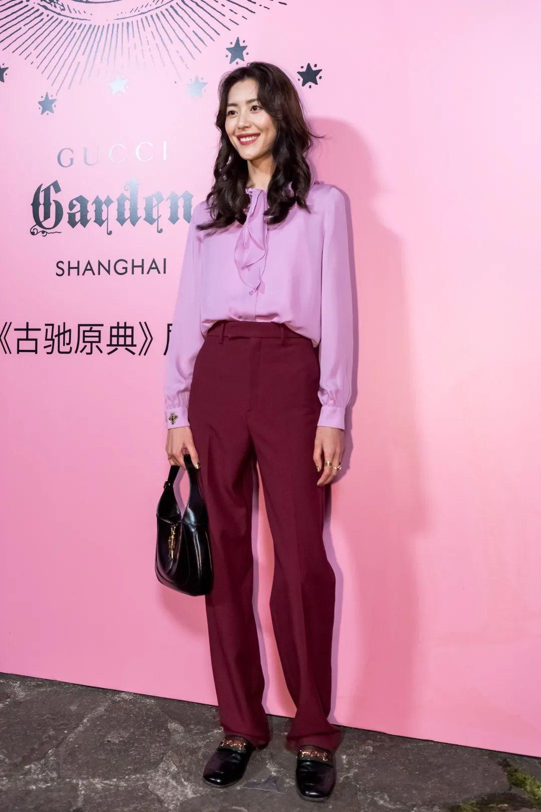 江南小蚂蚁|显高又能穿出气场的“拖地裤”，没有刘雯的大长腿也能穿出1米8