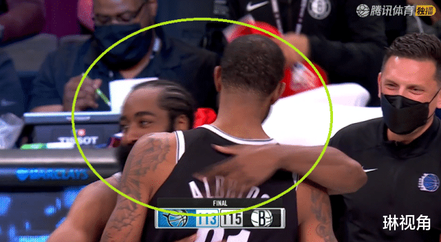 詹姆斯·哈登|落后19分完成逆轉(zhuǎn)！哈登36+10+8，米爾斯22分，賽后哈登抱住阿德