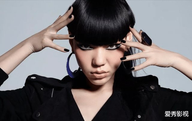 吴莫愁|曾被骂丑的她退圈3年，如今终于复出，网友：勇敢做自己就很美！