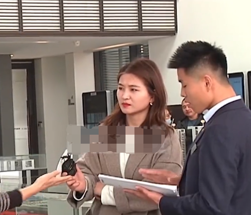 民生小鱼 4岁儿子还6000房贷？女子退房遭拒，得知原因，网友不淡定了