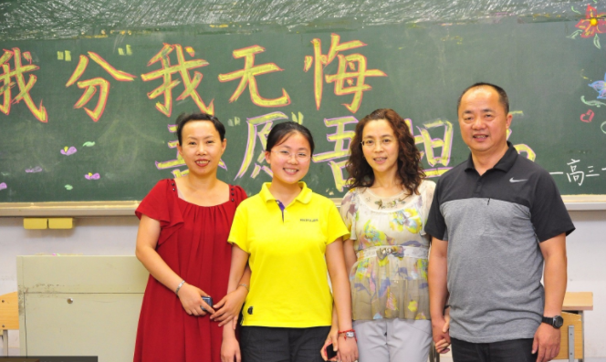 糯妈育儿经|女孩高考658分,放弃港大72万奖学金执意复读,最后考了多少分?