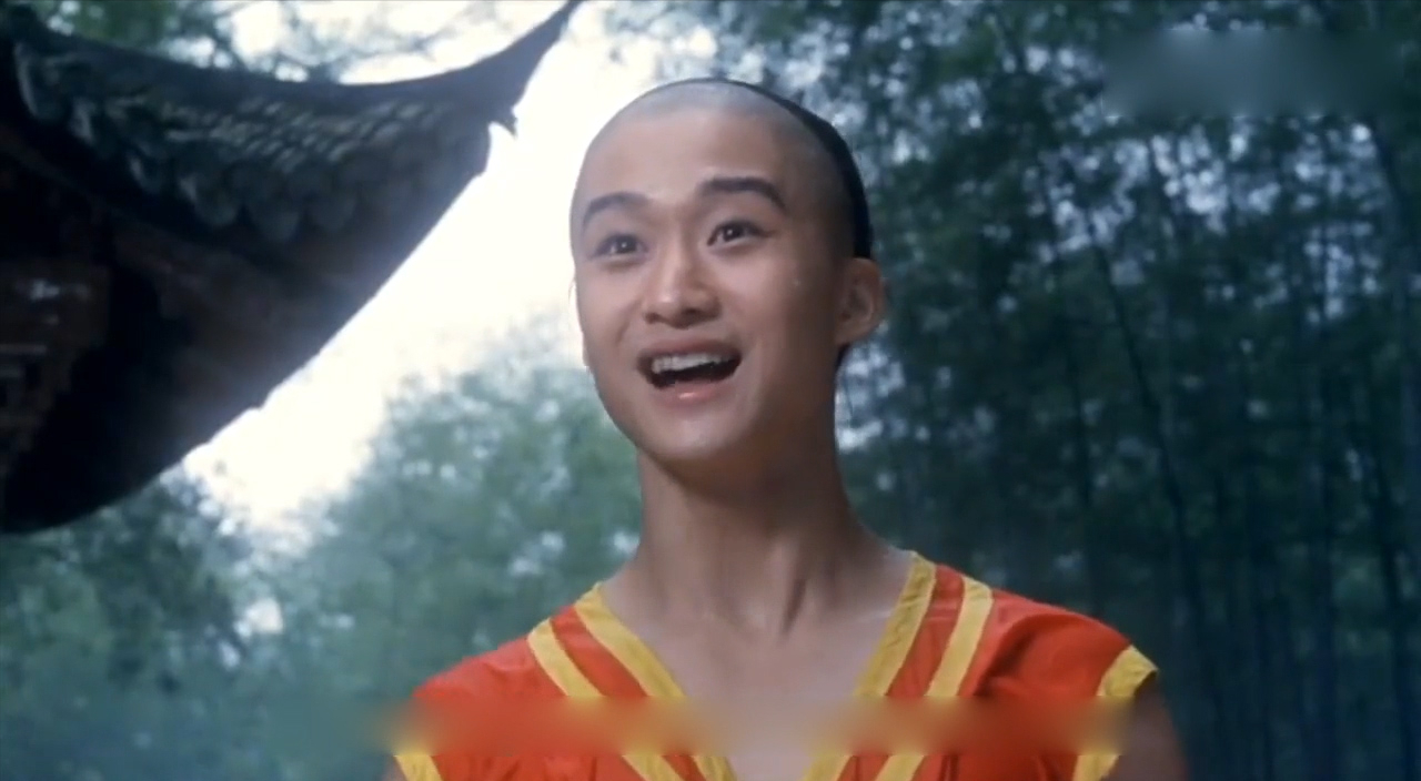 萌妹子|于海：螳螂拳第六代传人，切磋时碾压周比利，是吴京李连杰的师父