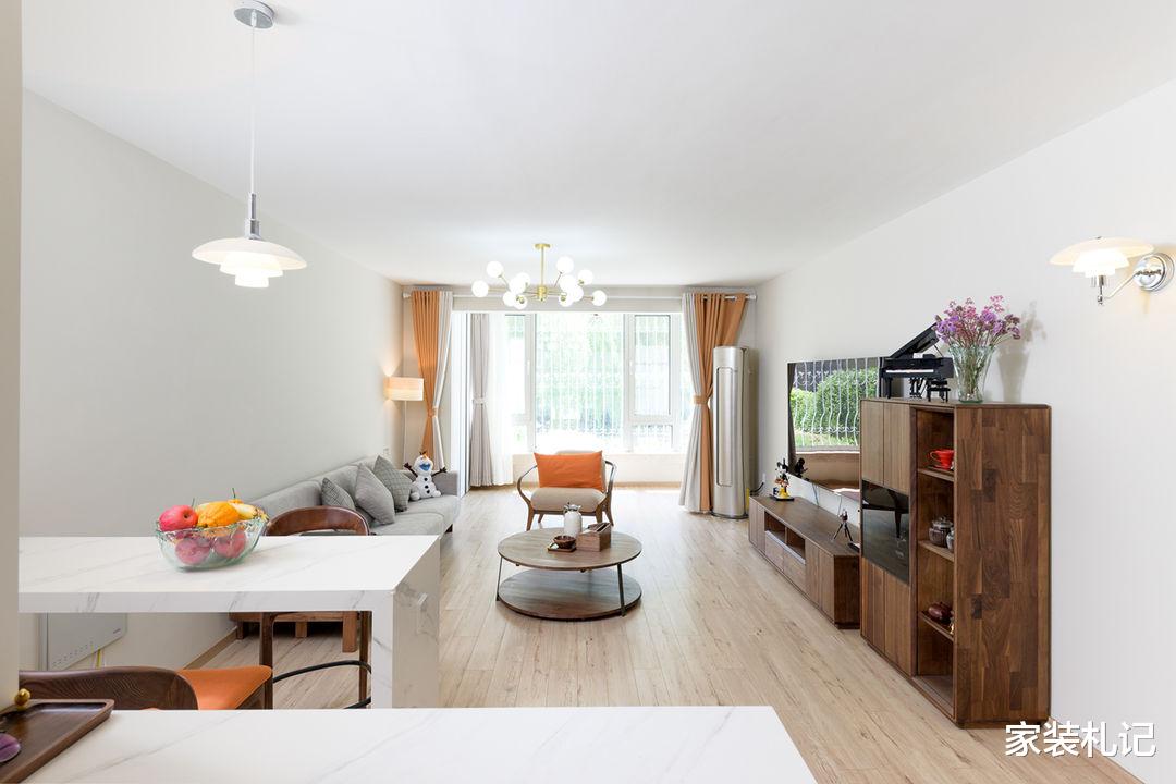 家装札记|第一次装修不想后悔！113㎡坚持简装，大白墙少吊顶，耐看还省钱