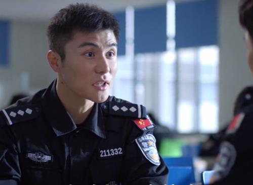 邢克垒|束文波和邢克垒买钻戒时，劝你把弹幕关了，怕你笑的肚子疼