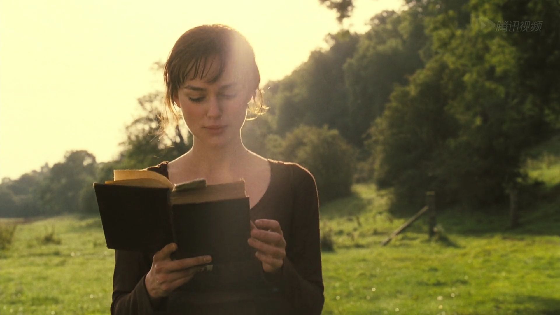 郑家纯|即使再过200年，人们依然幻想成为伊丽莎白，遇见达西先生