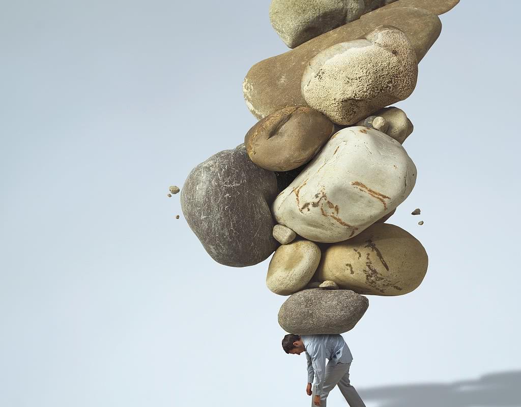  储蓄率呈“断崖式”下降，银行资金要紧张了？百姓的钱又去哪了？