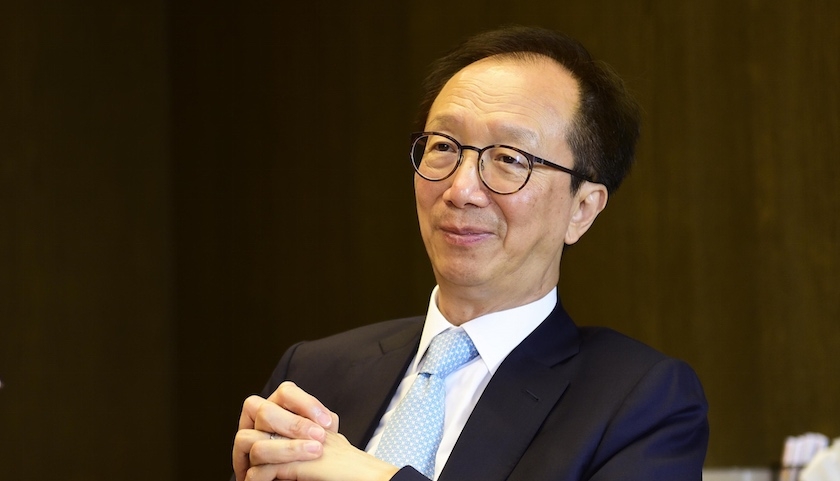 马思纯|伏明霞一句无意话就让他花100亿买下医院，富商为何都偏爱体育女？