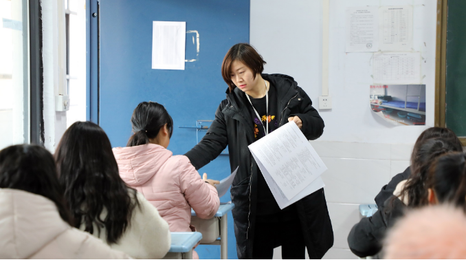 考试|大专生考教资受限制了？考个试也有“层次之分”，有些学生焦虑了