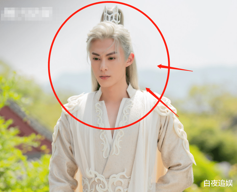 龚俊|本以为男演员白发都跟龚俊一样，看到王鹤棣的《遇龙》，瞬间改观