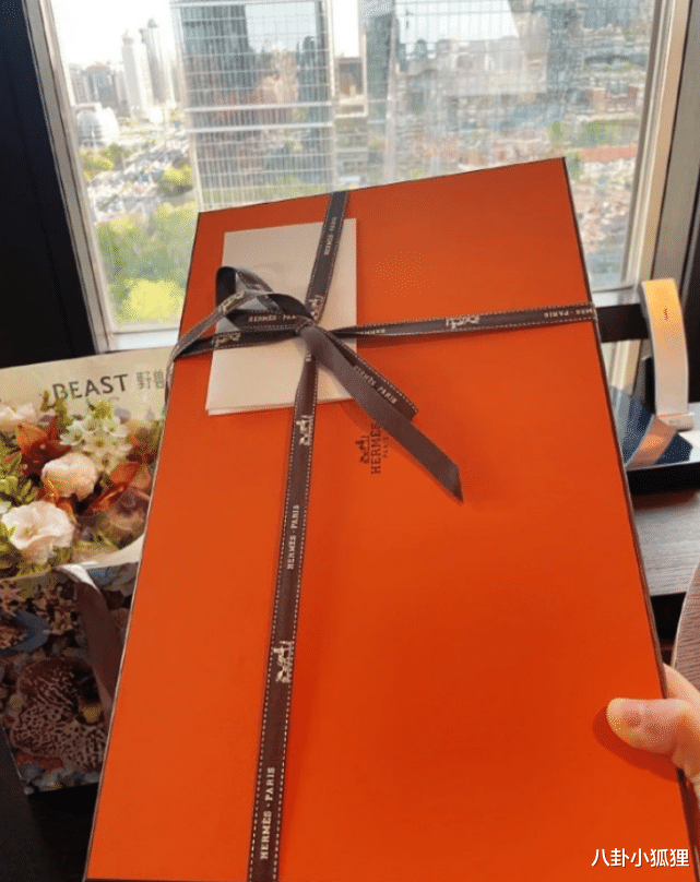 杜淳|恭喜杜淳喜得千金！带女儿去医院检查全程呵护，爸爸力爆棚超有爱