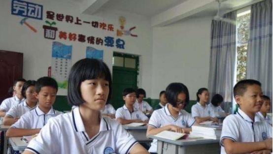 教师|取消“英语”主科地位？物理和历史成为主科，官方回复让家长放心