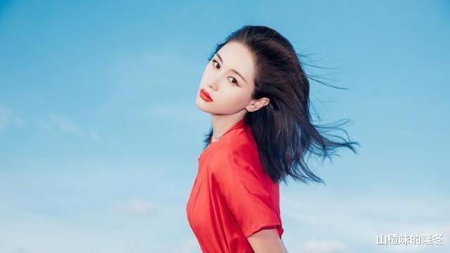 王子文|35岁王子文体重仅78斤，身材曲线迷人，坦言减肥很简单