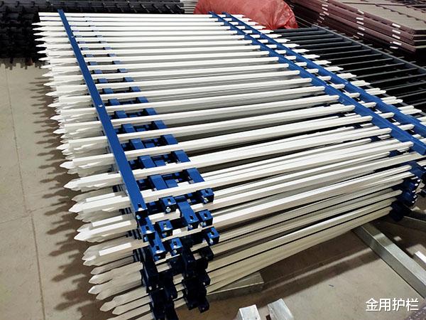 金用护栏|围墙护栏质量的好坏如何判断？