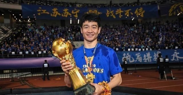 克里斯·波什|泰山隊還要撈兩條大魚，外援高中鋒+國腳后衛，有望自由身加盟