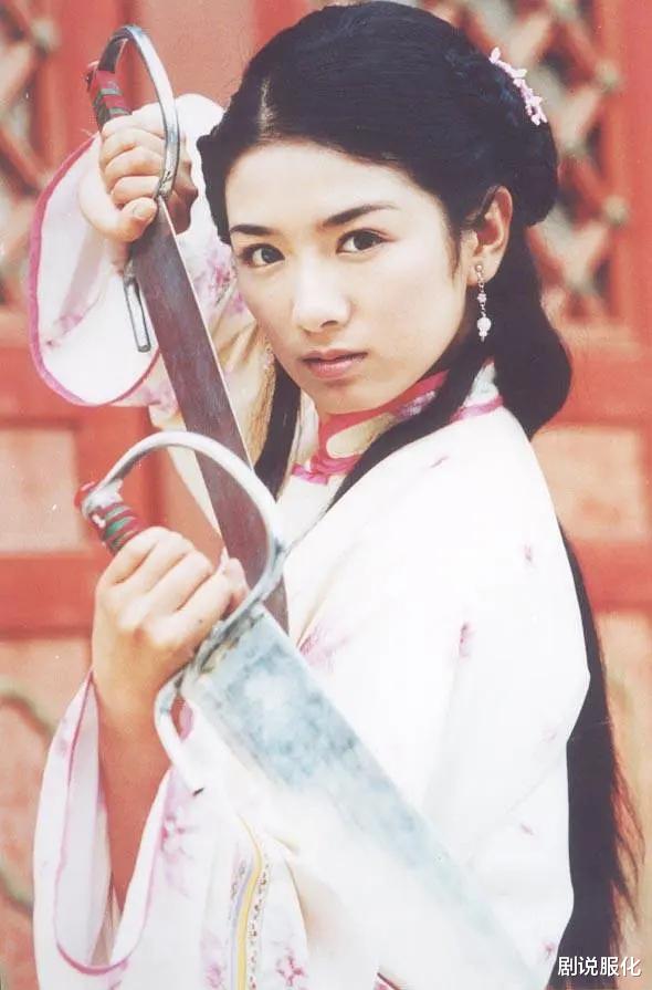 黄奕|黄奕，岂止可惜！放到现在，这颜值秒杀多少小花