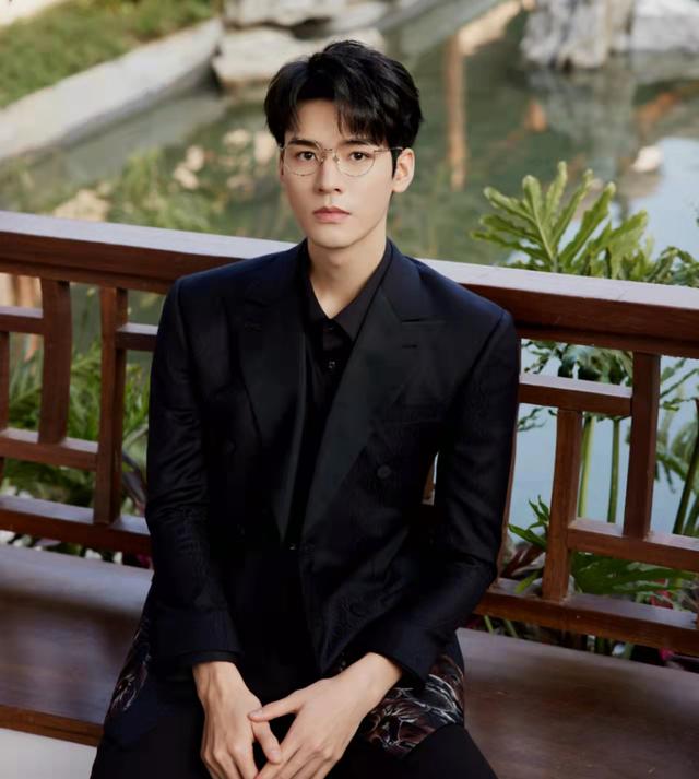 龚俊|《沉睡花园》首播收视第一破纪录，龚俊凭什么这么能打？