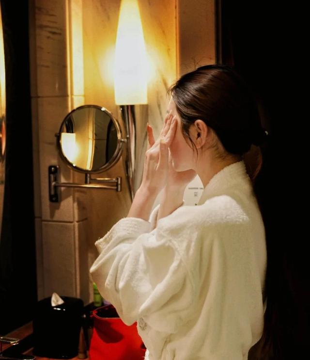 面膜|洗脸后的“黄金三秒”:不要晾干,不要直接敷面膜,你做到几个?