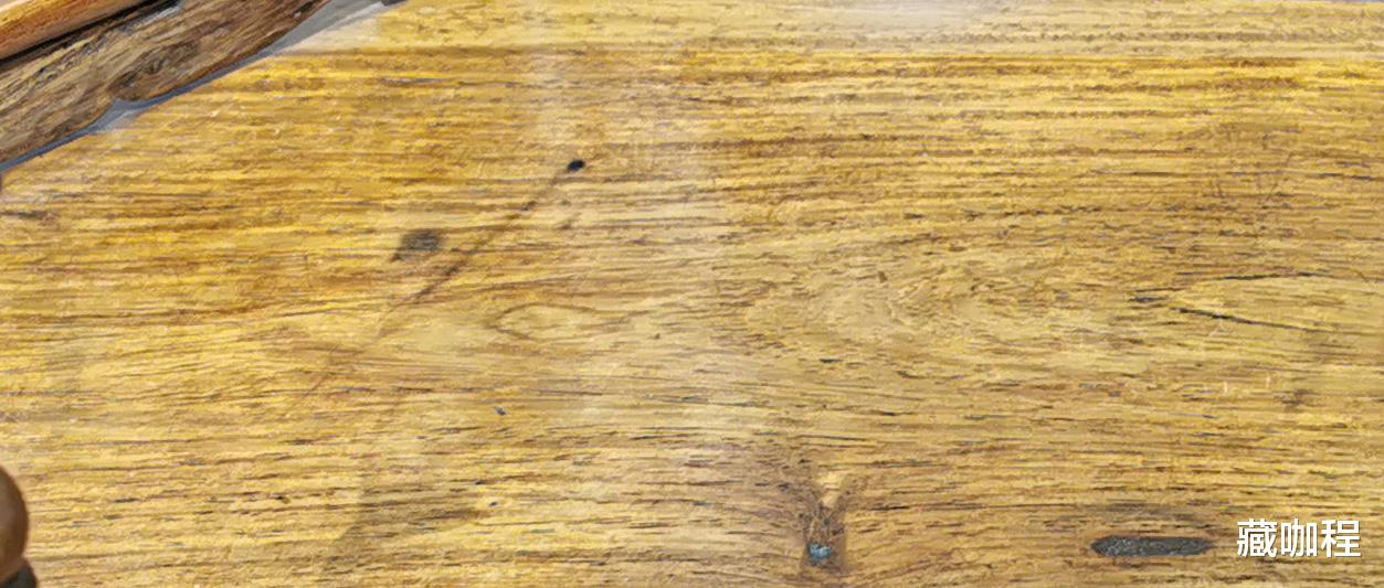 翡翠|?棕眼反差强烈，五屏风镜台是以为黄花梨