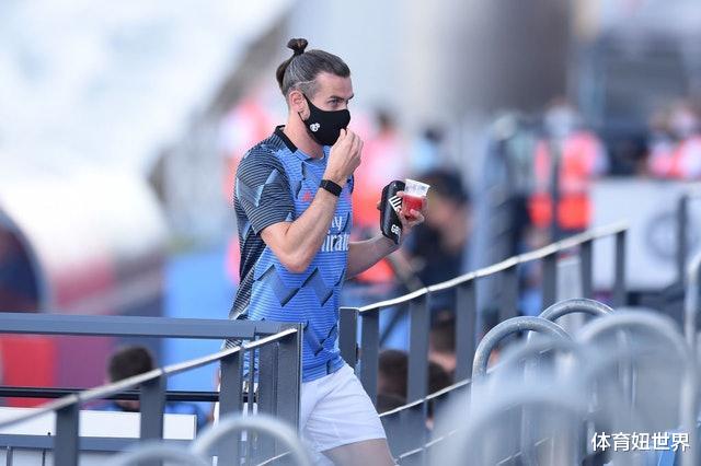 戴維·阿拉巴|阿拉巴球場內(nèi)完美融合皇馬，奧地利劉星賽場外一件事至今未適應(yīng)