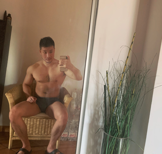 健身圈一哥|满身肌肉名媛胡，胸毛腹毛连成线，是不是你喜欢的类型？