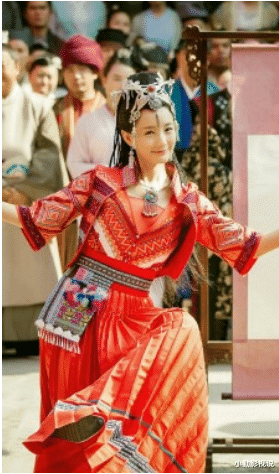 赵丽颖|她是赵丽颖替身，趁赵丽颖怀孕时疯狂接戏，如今30岁2人平起平坐！