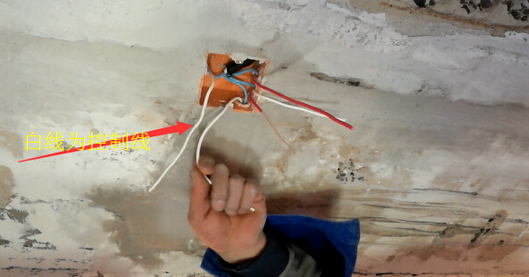 家里热水器电线电路的正确走法,水火无情大家要做到心里有数