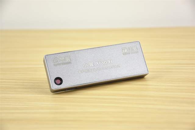 小葱拌豆腐WH 让正义不再迟到~法翼胸卡式执法记录仪T0