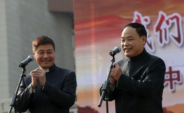 |对郭德纲示好不为所动，赵伟洲不愿加入德云社，原因和性格有关？