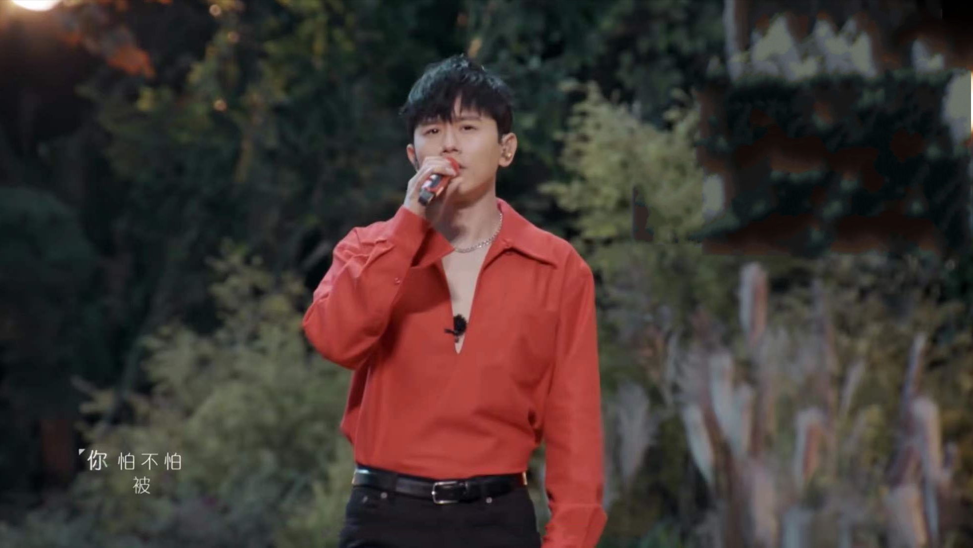 郁可唯|《时光音乐会》:郁可唯专场获六网第一,谭咏麟柳爽成为受害者