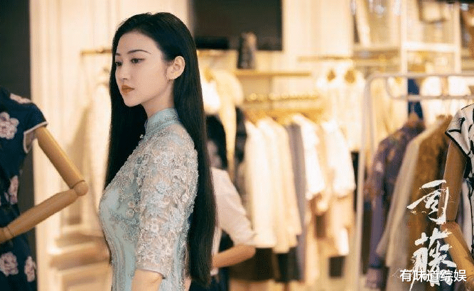 景甜|32岁景甜大方承认整容失败，坦言差点抑郁，修复后悲伤蛙变甜心