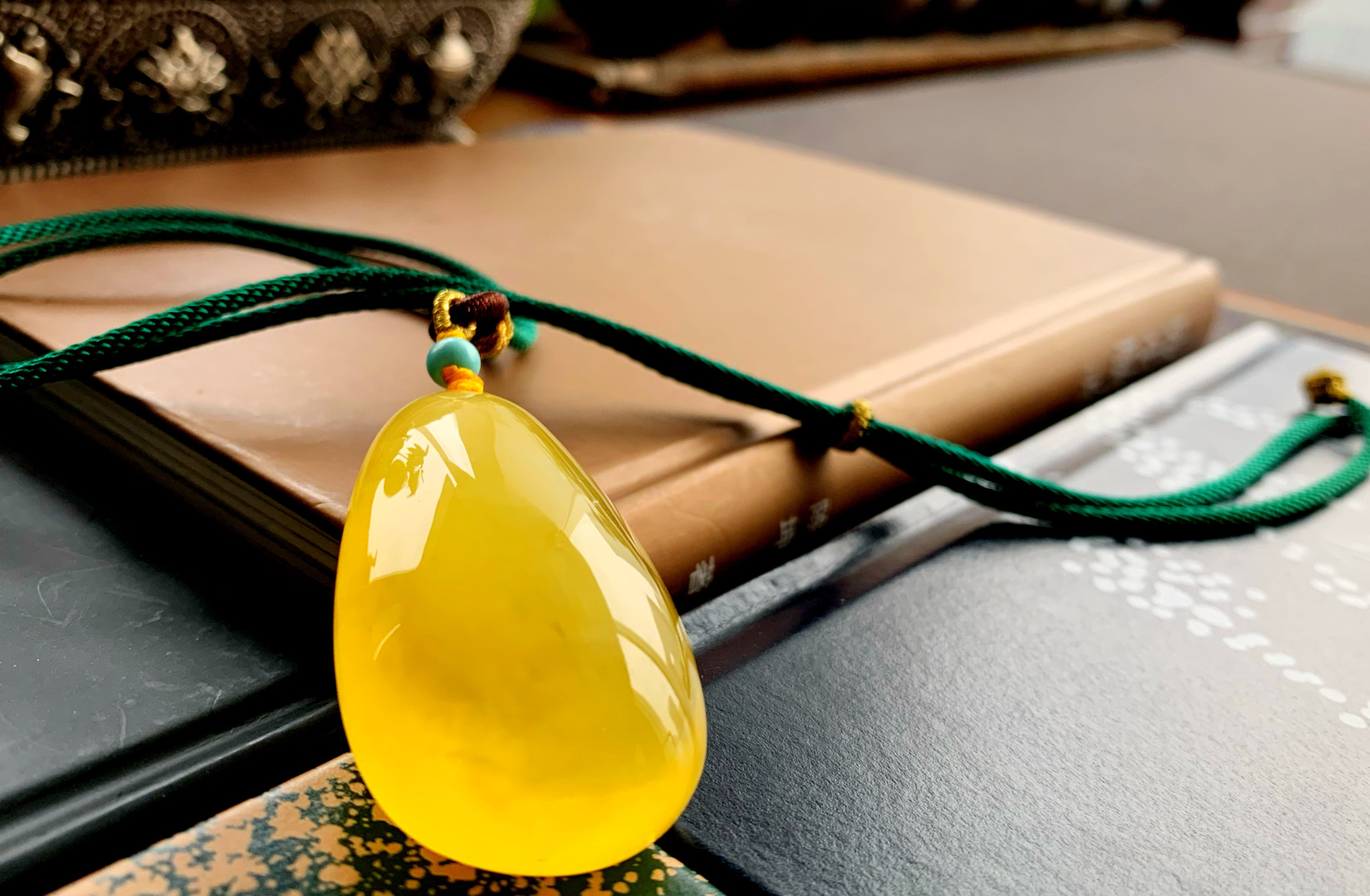 蜜蜡|戴着蜜蜡洗澡,你怕过没?