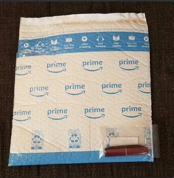 衰老|看完这些快递包装,血压持续上升…离大谱