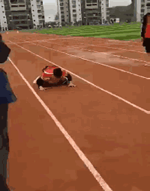 招聘|“高端人才,往往只需简单的简历,我觉得我也行!”