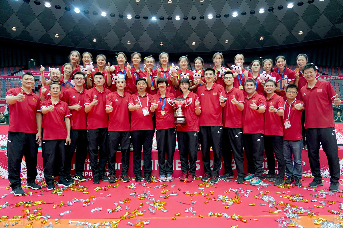 郎平|世联赛正式宣布！郎平喜从天降，中国女排或成最大赢家